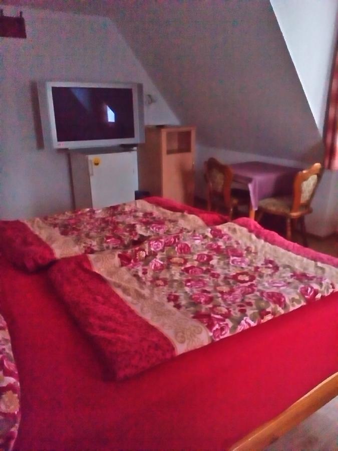Monteurhotel Garni Alter Olper Hof Lindlar Kültér fotó